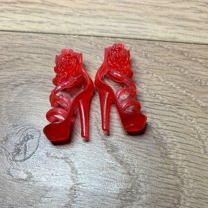 Mirror Beach Ashlynn Ella doll's shoes from the Ever After High franchise